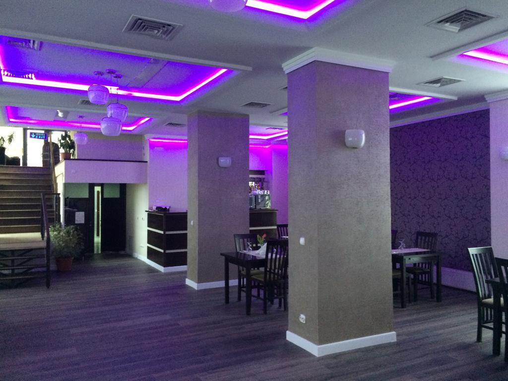 Pensiunea Novis Ясси Екстер'єр фото
