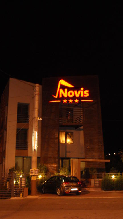 Pensiunea Novis Ясси Екстер'єр фото